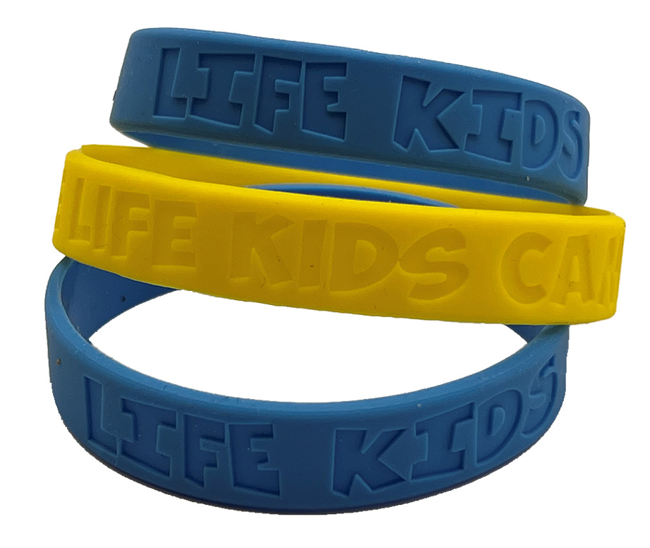 gepragt_silikonarmbaender_vorschaubild-ohneRand Silikonarmbänder geprägt